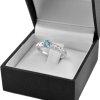 37853 4 leskly topazovy prsten z bileho zlata zdobeny brilianty
