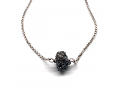 Výjimečná velikost RAW - surového diamantu černé barvy 6,25 ct na řetízku z bílého zlata  Dárková krabička a certifikát o pravosti Raw - surového diamantu zdarma