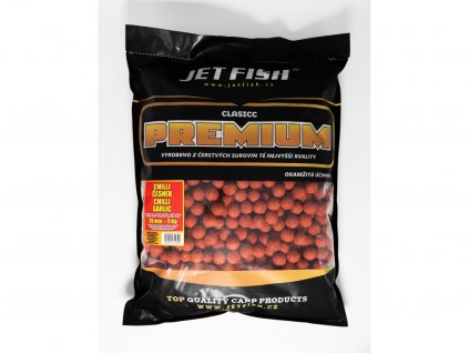 Jet Fish Premium clasicc boilie 20mm CHILLI ČESNEK 5kg pro rybolov