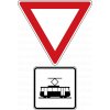Dopravní značka P5 - Dej přednost v jízdě tramvaji!