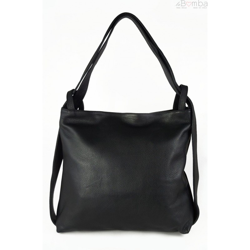 Kožená kabelka i batoh 2 v 1 Vera Pelle WX754 Barva: černá