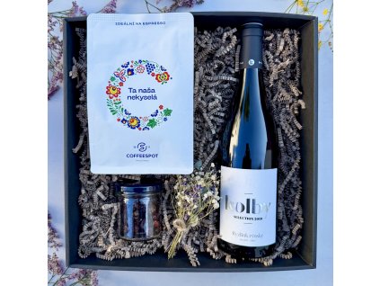 Dárek L11  káva, sušené ovoce, víno a dekorace