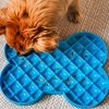 LickiMat SloDog lízací / zpomalovací miska kost zelená