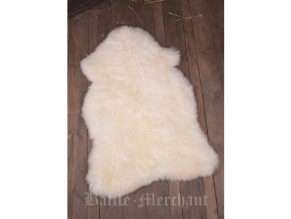 Anglická ovčí kůže, krémově bílá, délka cca 120 cm