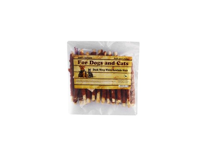 Pochoutka Kachní maso na bůvolí tyčce 250g