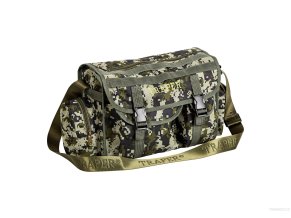 14572 taska camou pixel iii