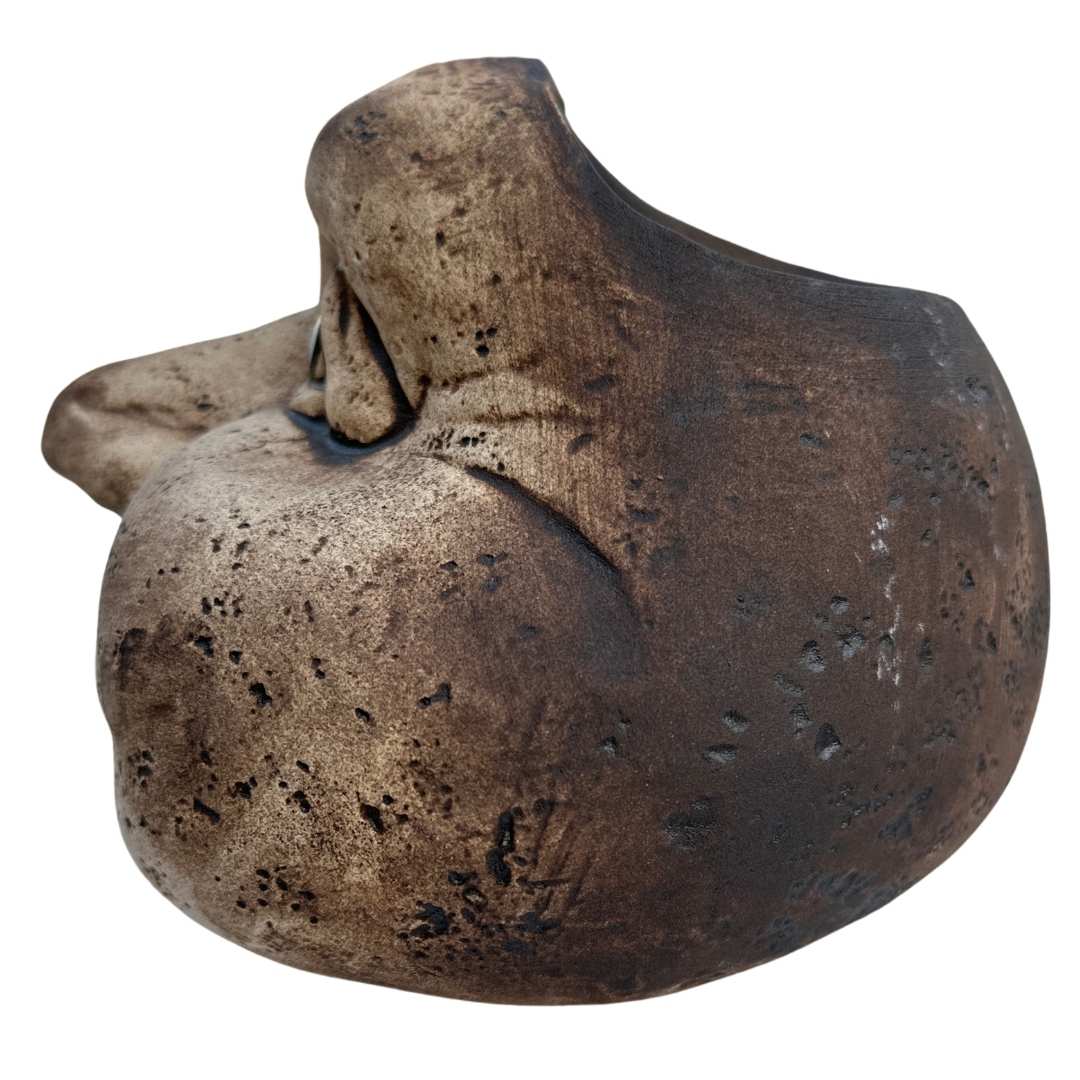 Detailní pohled na květináč Šprýmař