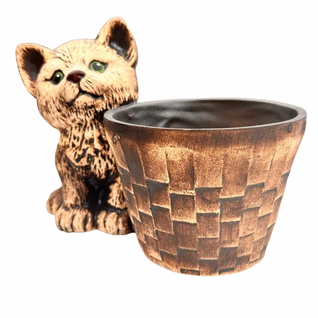 Detail keramického květináče