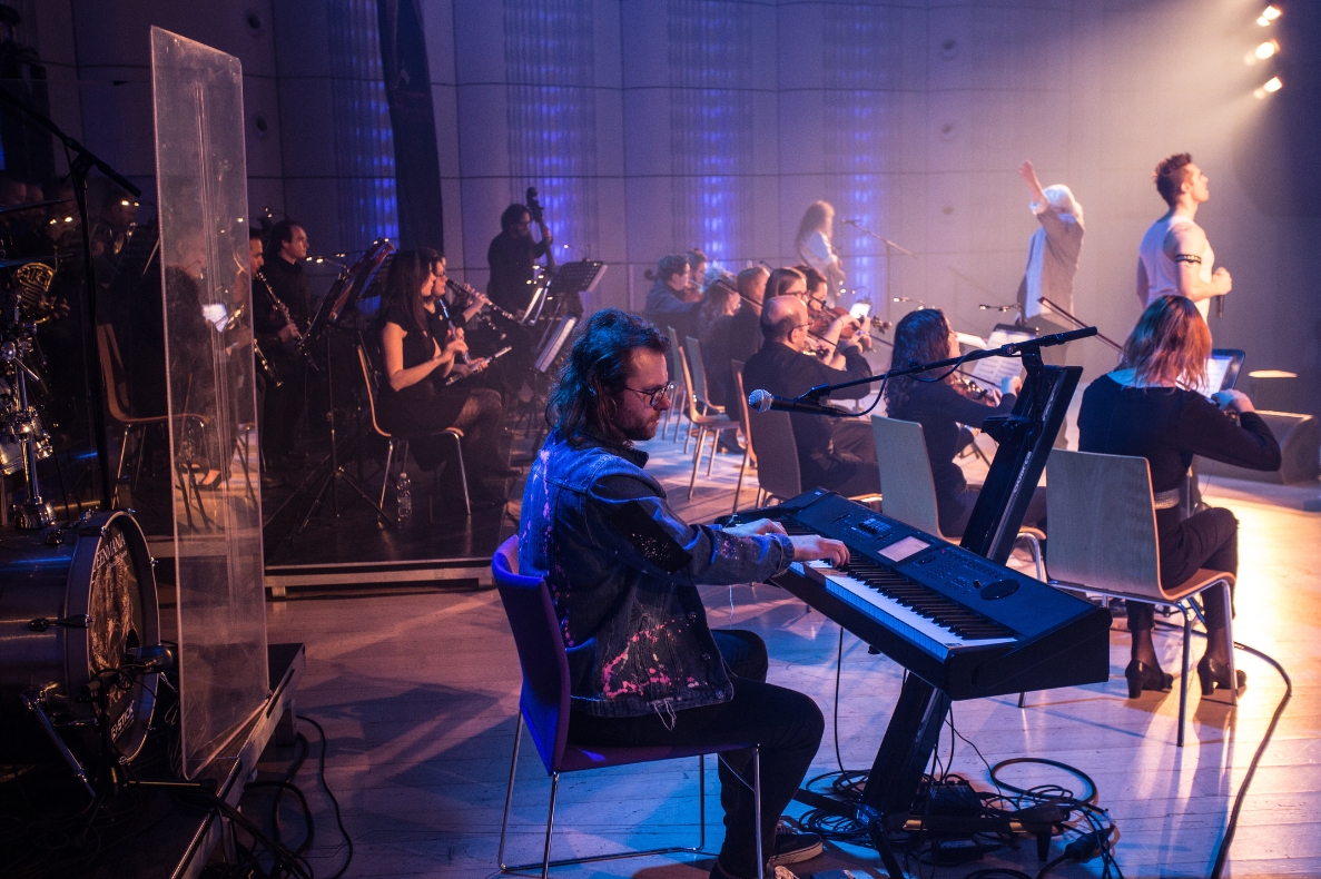 Queen Magické smyčce 12