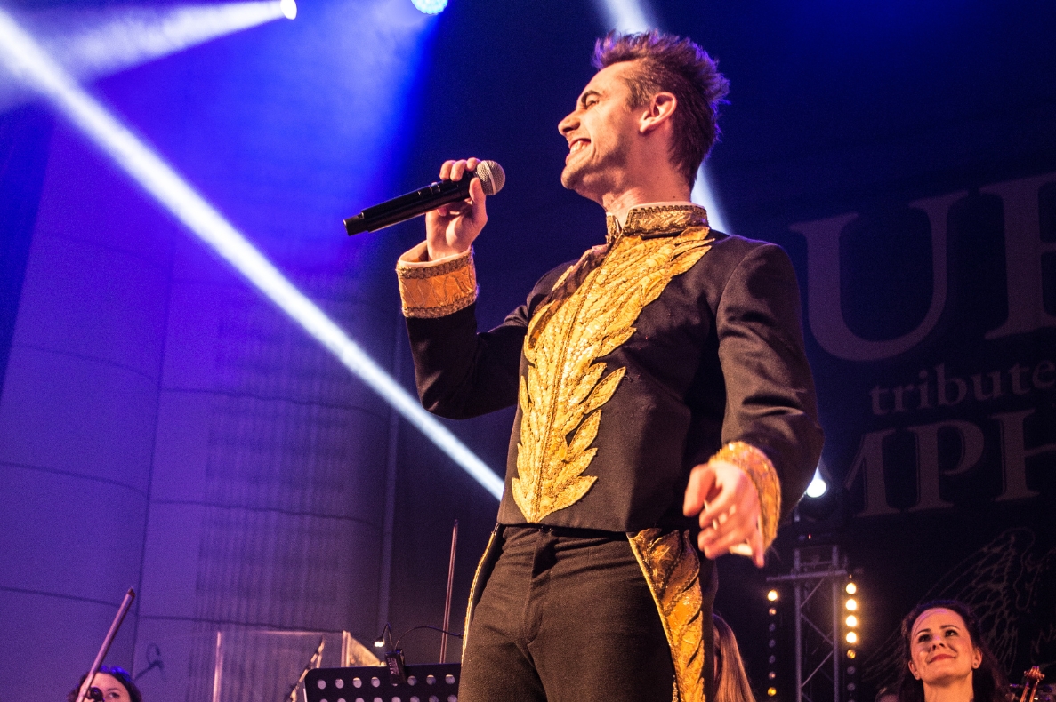 Queen Magické smyčce 3