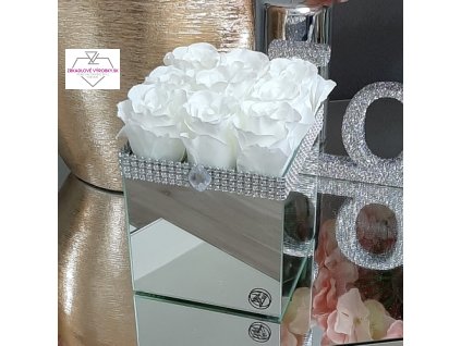 Flowerbox biele ruže v krabičke