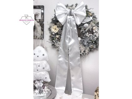 maslasostriebornymzdobením