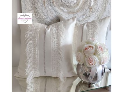 Poťah na vankúš s krajkou