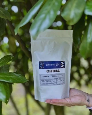 Žhavá novinka 🤩‼️ CHINA Kongque s tóny - hnědý cukr - lískový oříšek- 👌 Čínské kávy jsou často oceňovány pro svou sladkost...