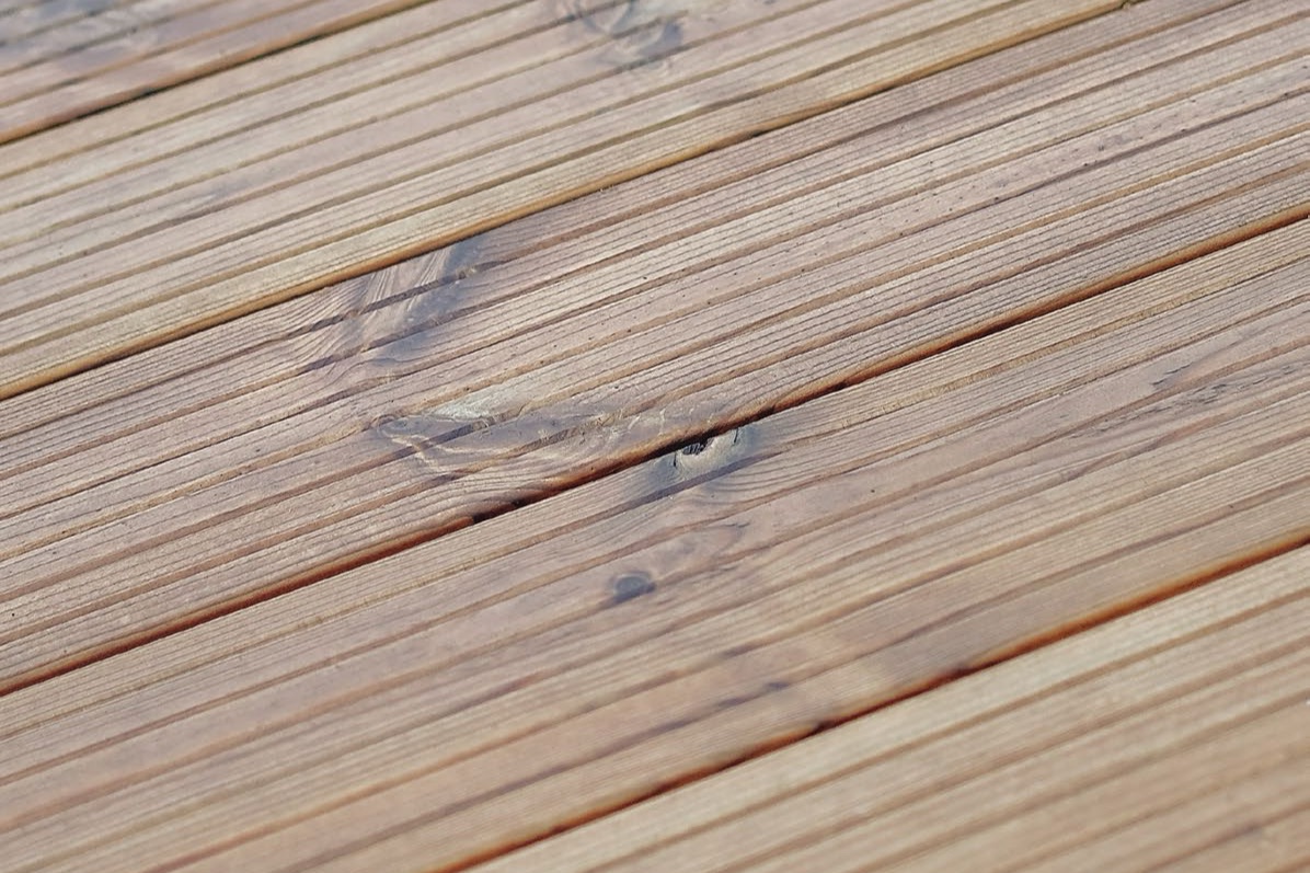 5 tipů, jak správně pečovat o termodřevo