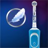 Oral-B Vitality D100 Frozen dětský kartáček s cestovním pouzdrem   [8] | Zubáček.cz