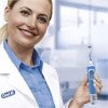 Oral-B Vitality D100 Frozen dětský kartáček s cestovním pouzdrem   [5] | Zubáček.cz