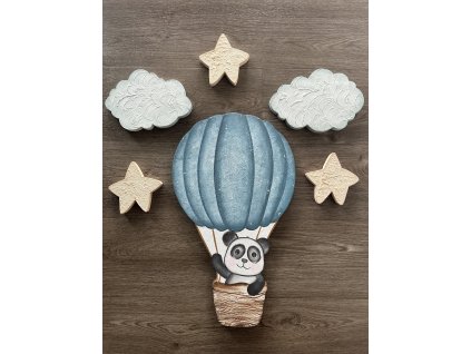 Panda v horkovzdušném balónu