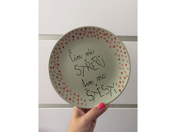 Talíř na rozbití - Čím víc střepů ...