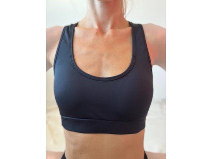 PODPRSENKA BASIC BLACK
