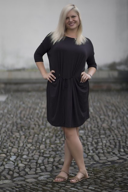 Oversize šaty Tereza ZURI hnědé 1