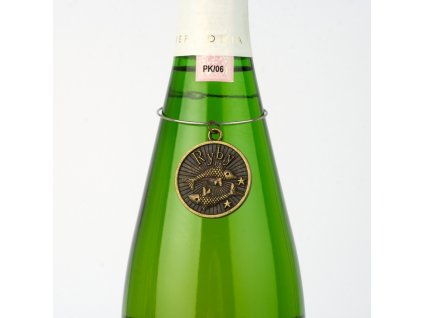 dostan obrazek shoptet.php?dir=amulet znameni ryby 20 2 19 3 kovovy medailon na lahev 3cm&img=amulet znameni ryby 20 2 19 3 kovovy medailon na lahev 3cm