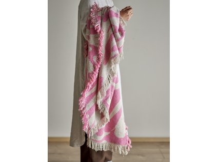 Růžová deka Bloomingville Alk 160×130 cm