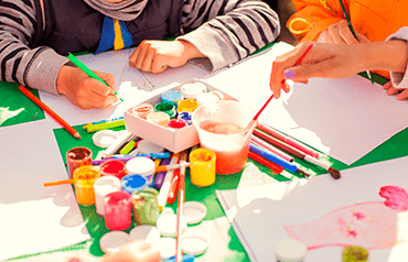 Malowanie z dziećmi i 10 innych sposobów jak je zabawić