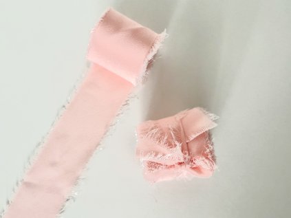 sifonova-stuha-blush-pink