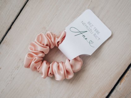 hedvabna gumicka pink
