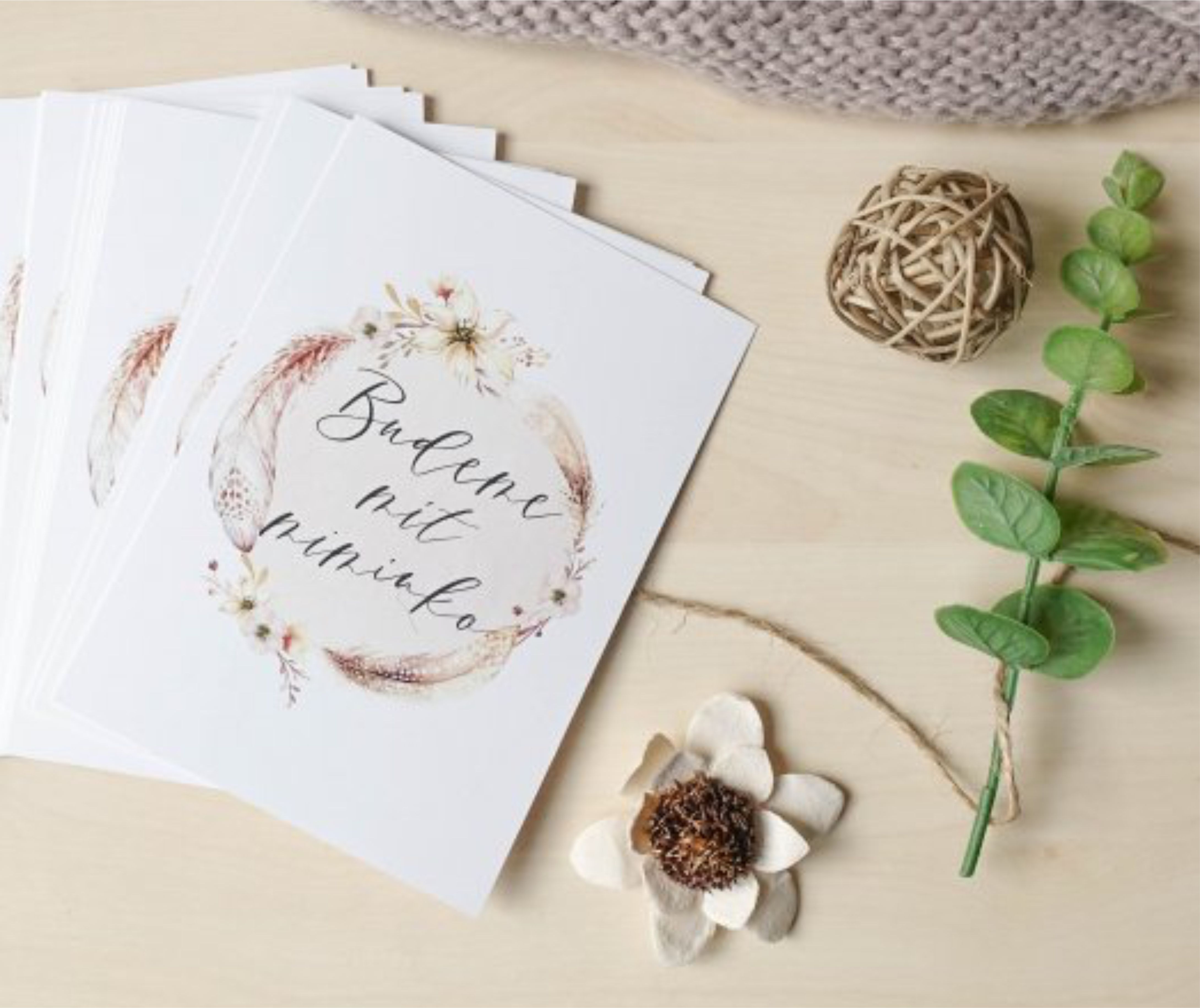 Zuzadesign TĚHOTENSKÉ milníkové kartičky BOHO UNI Dárková krabička: Milníkové kartičky s dárkovou krabičkou