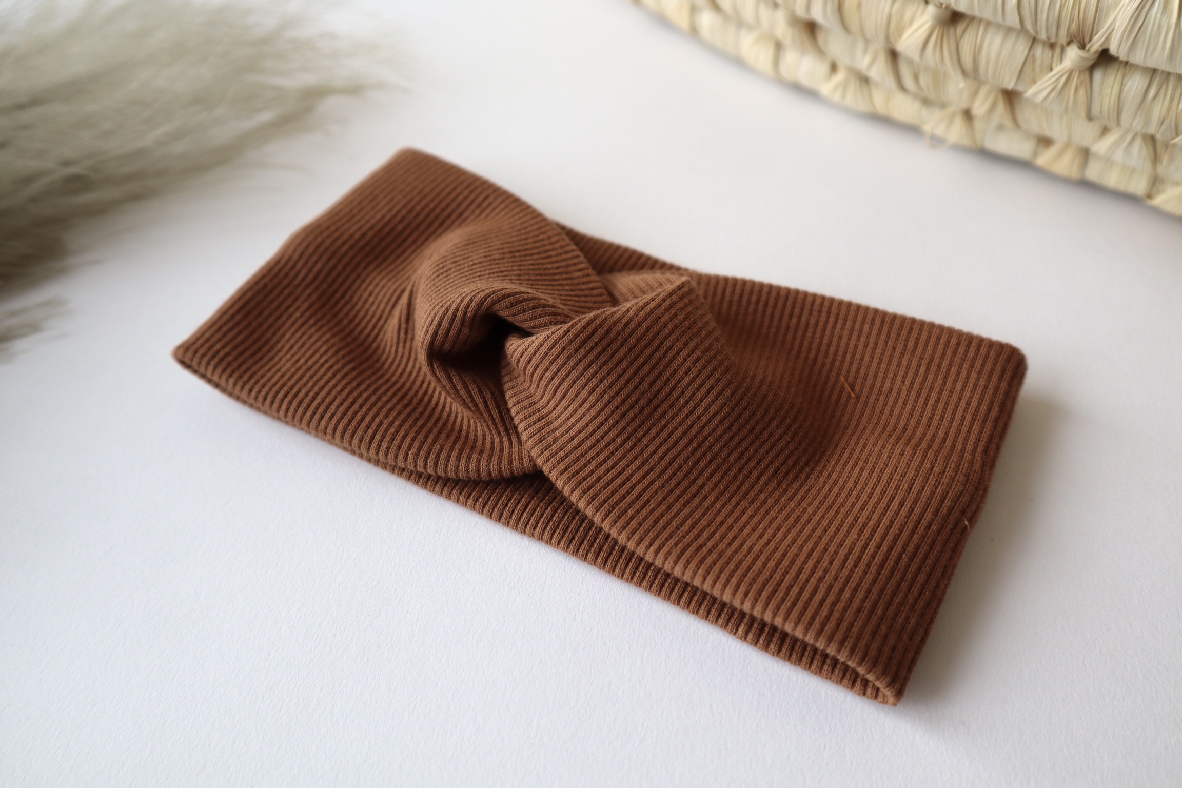 Blonki VROUBKOVANÁ ČELENKA - KARAMEL Velikosti čelenky: M