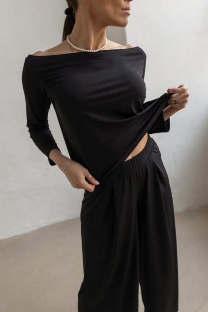 DAILLY TOP