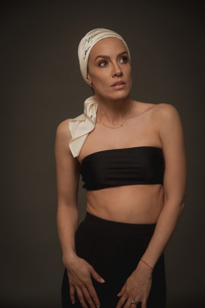 WHITE LOGOMANIA SCARF