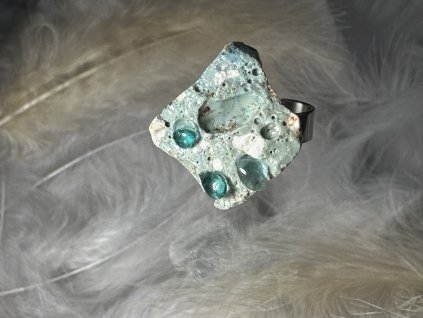 Prsten Sázavín - Amanak