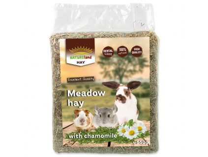 Seno NATURE LAND Meadow Hay s heřmánkem 0,65 kg z kategorie Chovatelské potřeby a krmiva pro hlodavce a malá zvířata > Seno pro hlodavce