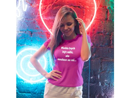 Mohla bych být milá, ale nechce se mi Mockup růžová