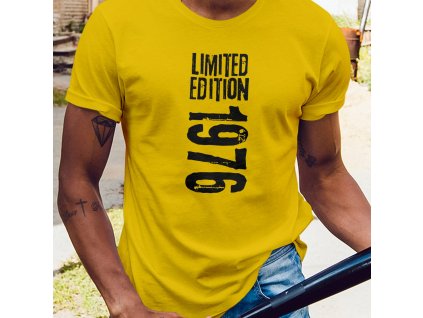 Limited Edition Rok mockup žlutá