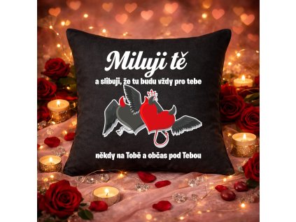 Miluji tě, devil heart mockup polštář černá