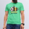 Pivo a fotbal co víc je potřeba mockup mátové