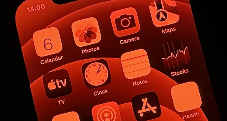 Návod jak omezit modré světlo na iPhonu